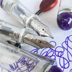 Aurora 88 Minerali Amethyst fountain pen