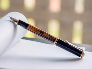 pelikan_m400_brown_tortoise_fountain_pen-21