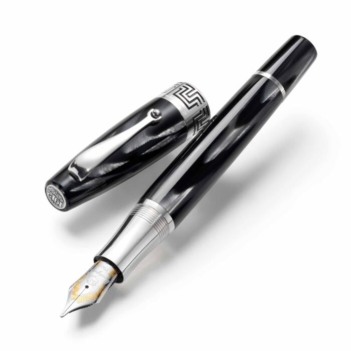 Montegrappa-Extra-1930-black-and-white-uncapped-nibsmith