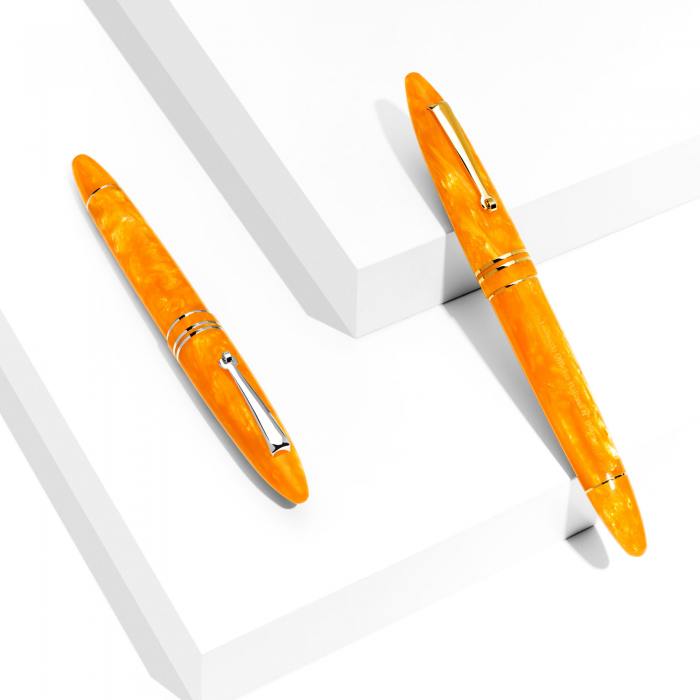 leonardo-furore-arancio-fountain-pens