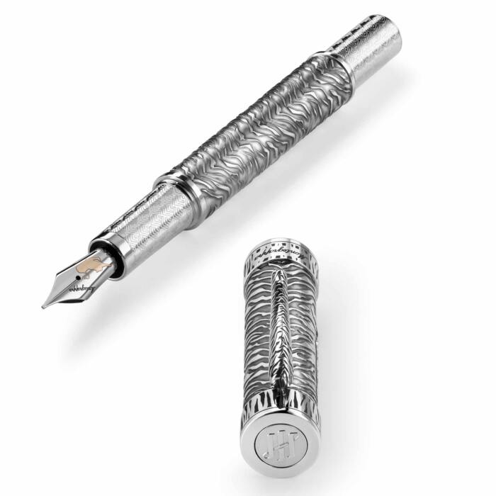 montegrappa-year-of-the-tiger-fountain-pen-uncapped-nibsmith-1