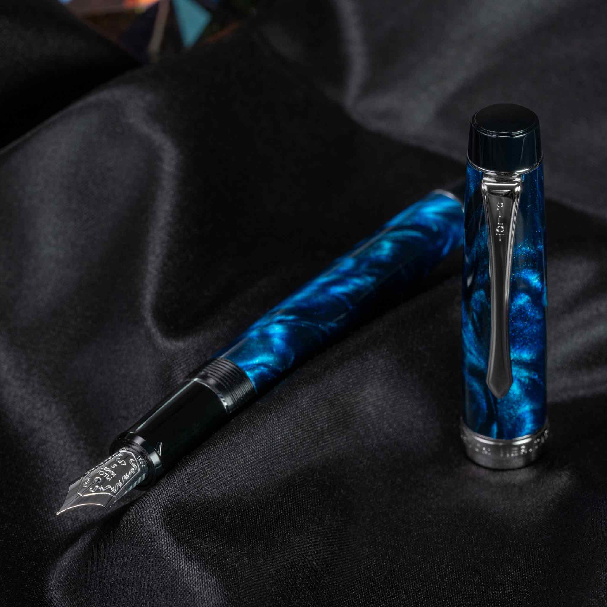 Pilot Custom Heritage SE Fountain Pen - Marble Blue