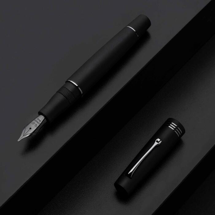 leonardo-MZ-black-matte-fountain-pen-2022-nibsmith