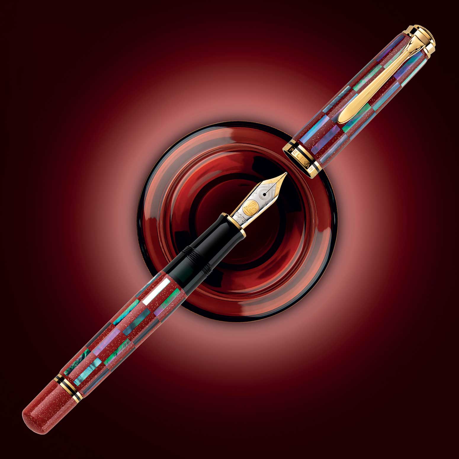 Pelikan-M1000-Raden-Red-Infinity-Limited-Edition-fountain-pen-nibsmith-uncappped