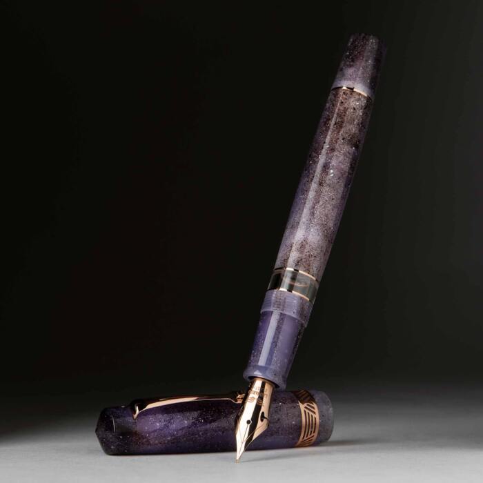 Leonardo-momento-magico-fountain-pen-amethyst-rose-gold-uncapped-nibsmith-1