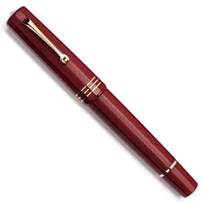 leonardo-dodici-burgundy-fountain-pen-capped-nibsmith