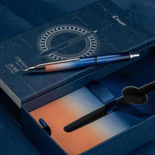 Pilot-Vanishing-Point-Decimo-20th-Anniversary-Limited-Edition-fountain-pen-Box-Gradient-nibsmith